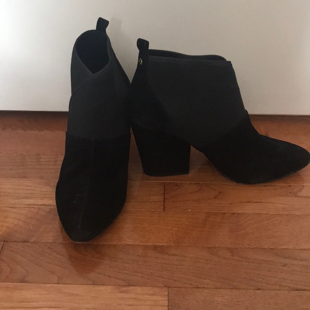 CALVIN KLEIN SOCK ANKLE BOOTIES